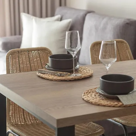 Gustowny Z Parkingiem I Balkonem W Kolobrzegu By Renters Lejlighed