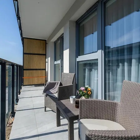 Gustowny Z Parkingiem I Balkonem W Kolobrzegu By Renters Apartment *