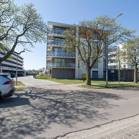 Gustowny Z Parkingiem I Balkonem W Kolobrzegu By Renters *
