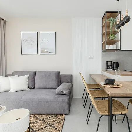 Apartmán Gustowny Z Parkingiem I Balkonem W Kolobrzegu By Renters *